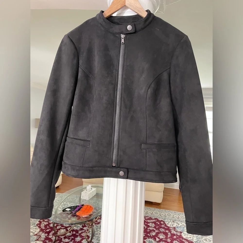 Coffee Shop NY women’s size medium Foux Suede Jacket with stretch.black, zipper
